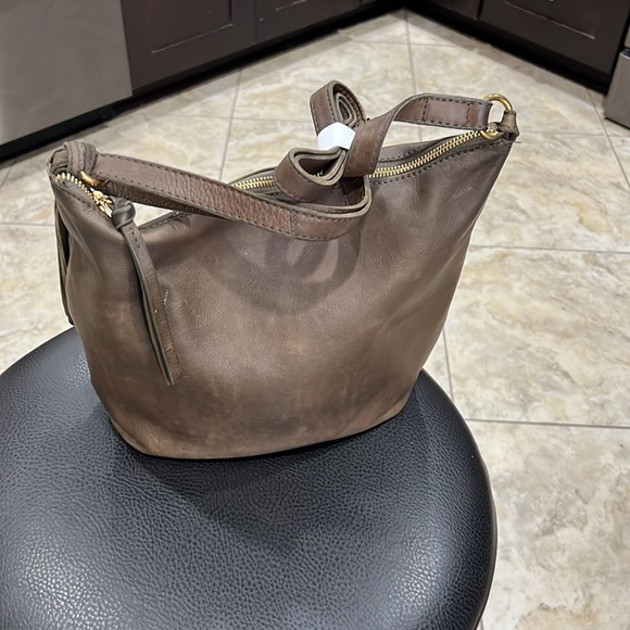 Margot - Picture 2 of 8